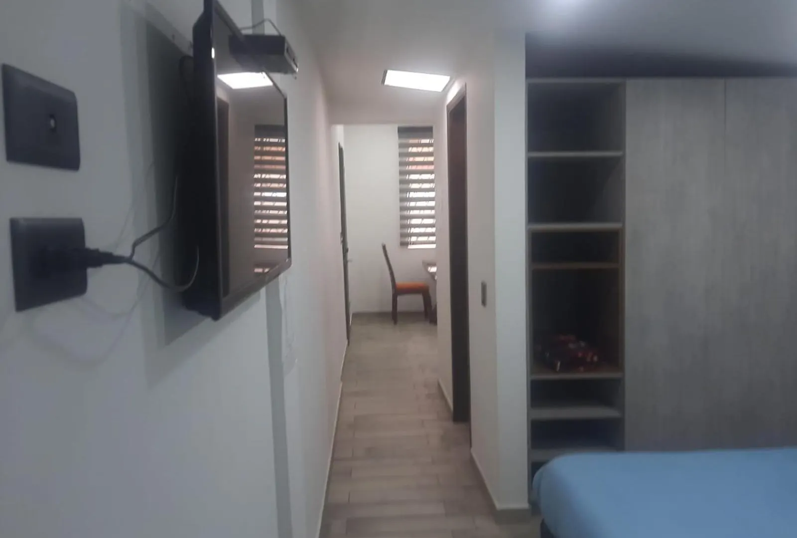 Sector De Corferias , Apartaestudios Y Habitaciones A 5 Cuadras, Embajada Americana 10 Cuadras, Cerca Al Can , G 12 , Universidad Nacional , Aeropuerto A 2 Cuadras Estacion Ciudad Universitaria Marque-Tresdiecisietecincoveintisieteveintiseistreintayu Bogota Colombia